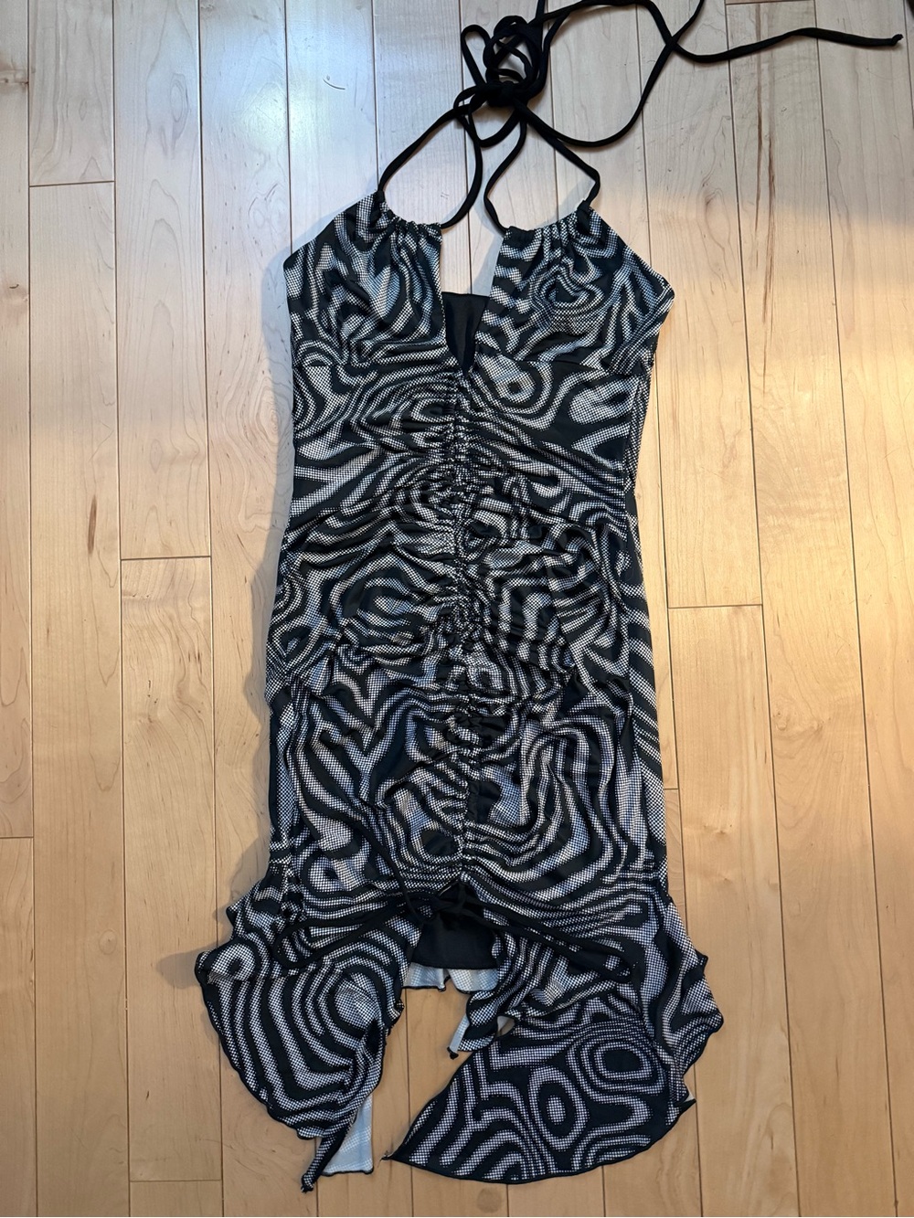 NWT Trippy Black and White Psychedelic Halter Ruched Midi Dress Body-con Cinched